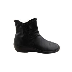 Arcopedico Black Ankle Boots